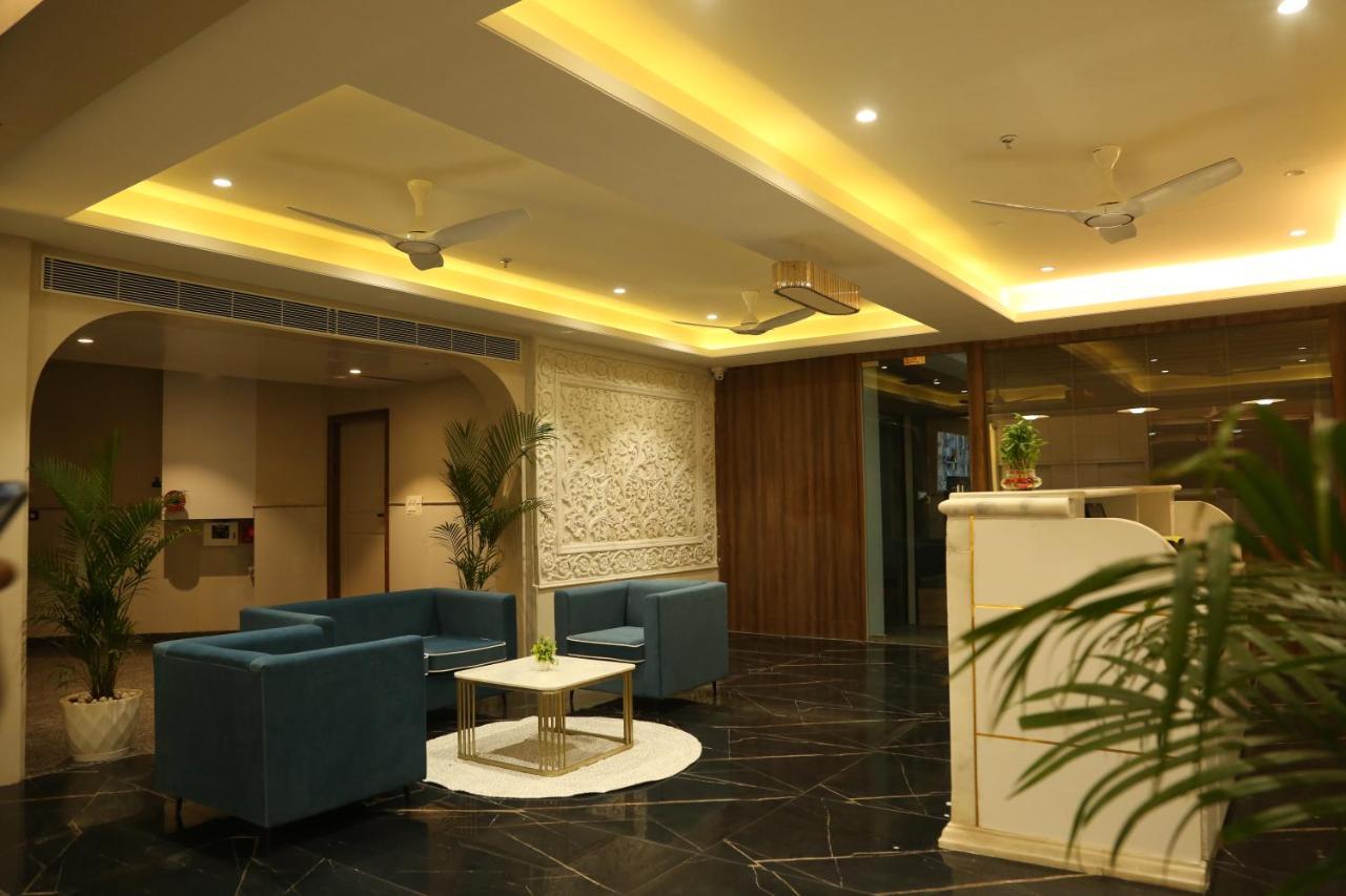 Hotel Westend Udaipur Exterior foto