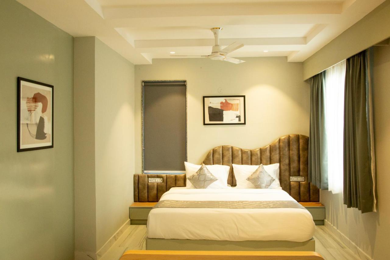 Hotel Westend Udaipur Exterior foto