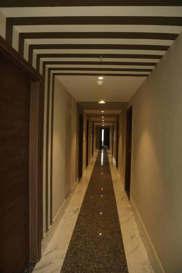 Hotel Westend Udaipur Exterior foto